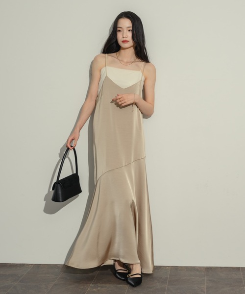 NEUNA(ヌナ)の「ワッシャーサテンキャミワンピース(ワンピース・レディース・イエロー/チャコールグレー/ベージュ・FREE)」の19枚目の写真