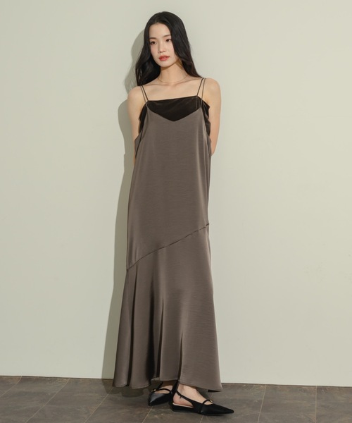 NEUNA(ヌナ)の「ワッシャーサテンキャミワンピース(ワンピース・レディース・イエロー/チャコールグレー/ベージュ・FREE)」の16枚目の写真