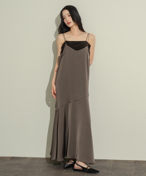 NEUNA(ヌナ)の「ワッシャーサテンキャミワンピース(ワンピース・レディース・イエロー/チャコールグレー/ベージュ・FREE)」の13枚目の写真