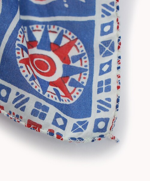 新品 BINDU: スカーフ 100*100 25AW ライトブルー 新品]【BINDU