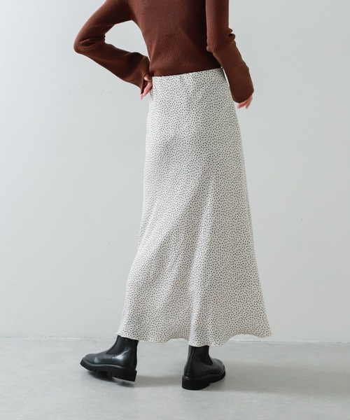 SENSE OF PLACE by URBAN RESEARCH(センスオブプレイスバイアーバンリサーチ)の「ドットナロースカート(スカート・レディース・ブラウン系その他/ブラック系その他/ホワイト系その他・SMALL/MEDIUM)」の7枚目の写真