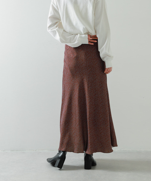SENSE OF PLACE by URBAN RESEARCH(センスオブプレイスバイアーバンリサーチ)の「ドットナロースカート(スカート・レディース・ブラウン系その他/ブラック系その他/ホワイト系その他・SMALL/MEDIUM)」の15枚目の写真