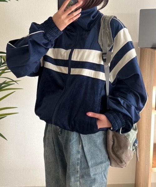 nemne store(ネンネストア)の「ベロアトラックジャケット(スウェット・レディース・ネイビー/グレー系・SMALL/MEDIUM)」の3枚目の写真
