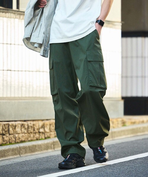 FREAK'S STORE(フリークスストア)の「限定展開 AiRide/エアライド ワイドシルエット カーゴパンツ(その他パンツ・メンズ・チャコールグレー/ブラック/オリーブ・SMALL/LARGE/MEDIUM)」の16枚目の写真