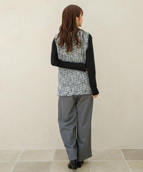 URBAN RESEARCH Sonny Label（アーバンリサーチサニーレーベル）の「『WEB/一部店舗限定』ツイードVネックベスト（ベスト・レディース・ベージュ/ブラック・FREE）」の9枚目の写真