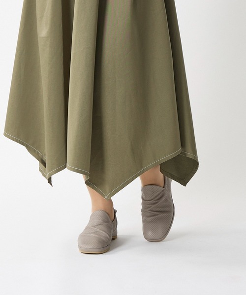 D'ICI(ディッシィ)の「パンチングフラットシューズ(バレエシューズ・レディース・ブラック/ホワイト系その他5/デザートカモ・22.5cm/23cm/23.5cm/24cm/24.5cm/25cm/22cm)」の22枚目の写真