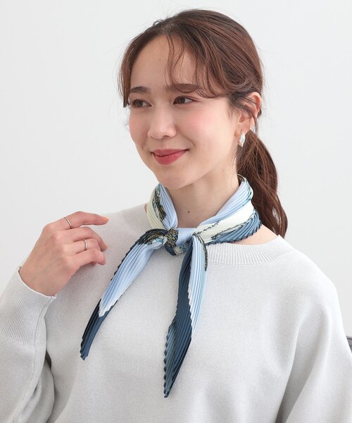 SHOO・LA・RUE（シューラルー）の「柄アソートプリーツスカーフ（バンダナ/スカーフ・レディース・グリーン系5/ネイビー系3/ブルー系5/イエロー系/ピンク系5/ピンク系8・00）」の8枚目の写真
