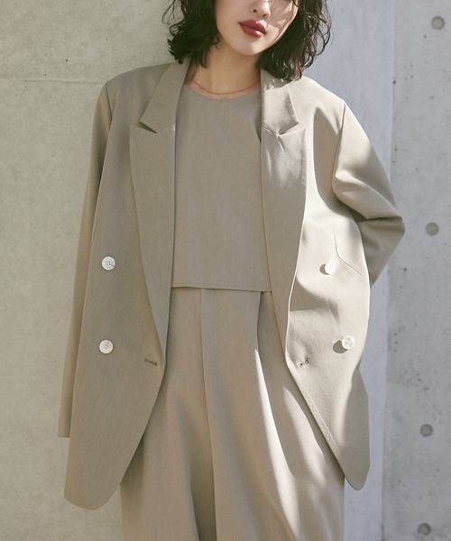 hunch（ハンチ）の「ポリツイル ダブルジャケット（テーラードジャケット・レディース・ライトブルーグレー/サンドベージュ/ブラック・FREE）」の3枚目の写真