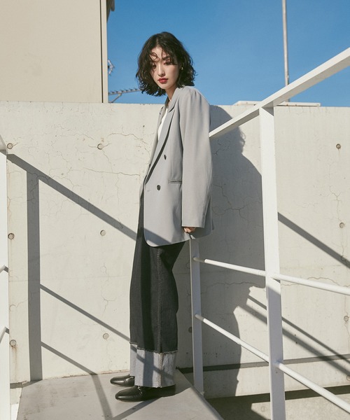 hunch（ハンチ）の「ポリツイル ダブルジャケット（テーラードジャケット・レディース・ライトブルーグレー/サンドベージュ/ブラック・FREE）」の9枚目の写真