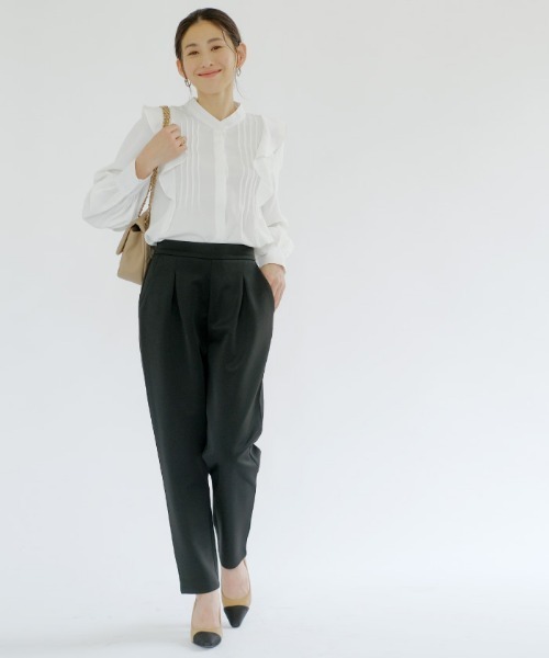 aquagarage(アクアガレージ)の「リラクシーテーパードパンツ(その他パンツ・レディース・ネイビー/ブラック・M2/S/LL/L/M)」の5枚目の写真