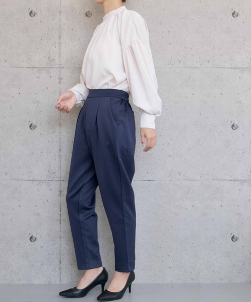 aquagarage(アクアガレージ)の「リラクシーテーパードパンツ(その他パンツ・レディース・ネイビー/ブラック・M2/S/LL/L/M)」の7枚目の写真