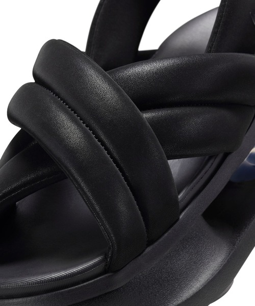 NIKE(ナイキ)の「(NIKE)AIR MAX ISLA SANDAL(サンダル・レディース・ブラック/ホワイト/オフホワイト・24.0cm/25.0cm/23.0cm/23cm/24cm/25cm)」の12枚目の写真