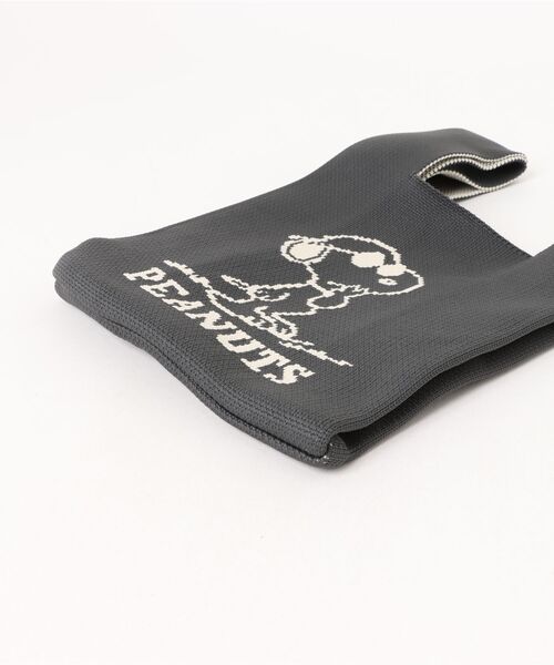 PEANUTS（ピーナッツ）の「PEANUTS ニットミニバッグ（トートバッグ・レディース・ブラック/カーキ/アイボリー・FREE）」の4枚目の写真