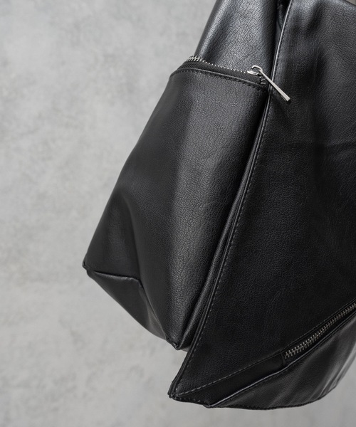 cii（シー）の「Slash zip shoulder bag/スラッシュジップショルダーバッグ（ショルダーバッグ・メンズ・ブラック/ブラック系その他2/ブラック系その他・FREE）」の8枚目の写真