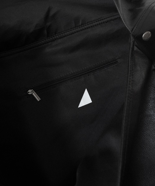 cii（シー）の「Slash zip shoulder bag/スラッシュジップショルダーバッグ（ショルダーバッグ・メンズ・ブラック/ブラック系その他2/ブラック系その他・FREE）」の12枚目の写真