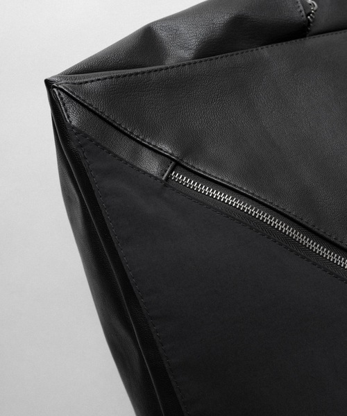 cii（シー）の「Slash zip shoulder bag/スラッシュジップショルダーバッグ（ショルダーバッグ・メンズ・ブラック/ブラック系その他2/ブラック系その他・FREE）」の20枚目の写真