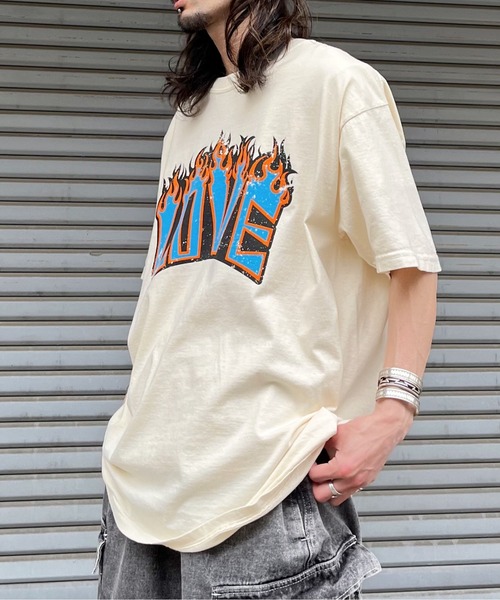MODISH GAZE(モディシュガゼ)の「【MODISH GAZE】LOVEロゴプリント ピグメント加工 ビッグシルエットTシャツ(Tシャツ/カットソー・レディース・アイボリー/ネイビー/その他・FREE)」の1枚目の写真