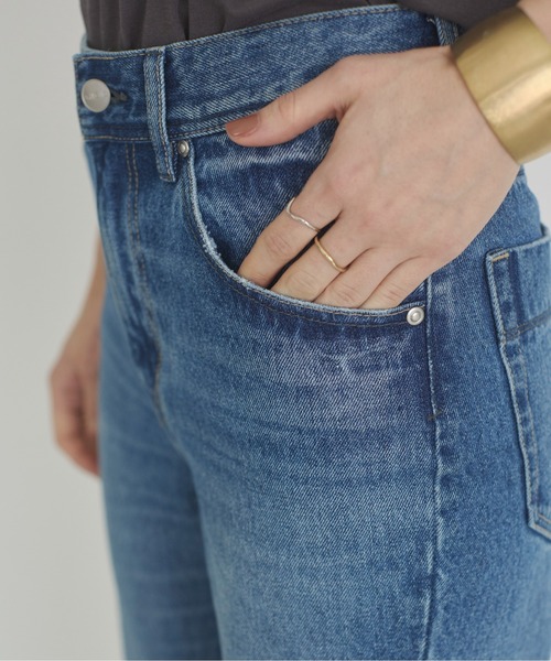 ANGIE（アンジー）の「セミフレア デニム パンツ《詳細動画あり》（デニムパンツ・レディース・ブラック系その他/ブルー/ネイビー・SMALL/MEDIUM/LARGE）」の19枚目の写真