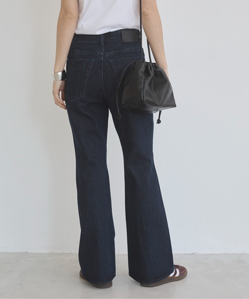 ANGIE（アンジー）の「セミフレア デニム パンツ《詳細動画あり》（デニムパンツ・レディース・ブラック系その他/ブルー/ネイビー・SMALL/MEDIUM/LARGE）」の14枚目の写真