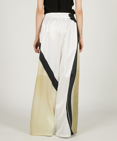 【PRADA】パターンプリント パンツ☆SALE中♪ セール】アートプリントパンツ / Art Print Pants(その他パンツ