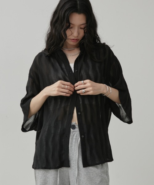 Aunt Marie's（アントマリーズ）の「ウェーブストライプハーフスリーブシアーシャツ（シャツ/ブラウス・レディース・ブラウン/アイボリー/ブラック/ライトブルー・FREE）」の3枚目の写真