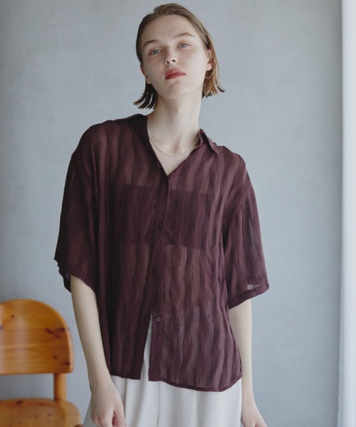 Aunt Marie's（アントマリーズ）の「ウェーブストライプハーフスリーブシアーシャツ（シャツ/ブラウス・レディース・ブラウン/アイボリー/ブラック/ライトブルー・FREE）」の5枚目の写真