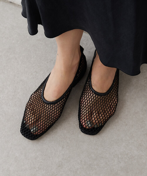 BEARDSLEY（ビアズリー）の「《CORSO ROMA 9》メッシュフラット