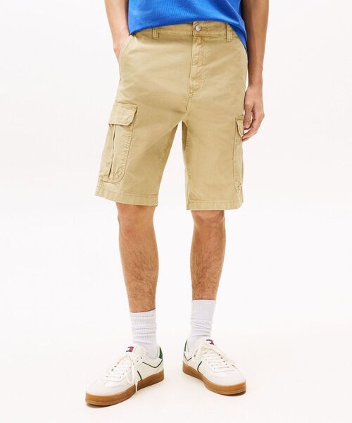 tommy jeans(トミー ジーンズ)の「ツイルレギュラーカーゴショーツ(その他パンツ・メンズ・ベージュ/グリーン・30inch/32inch/34inch)」の5枚目の写真