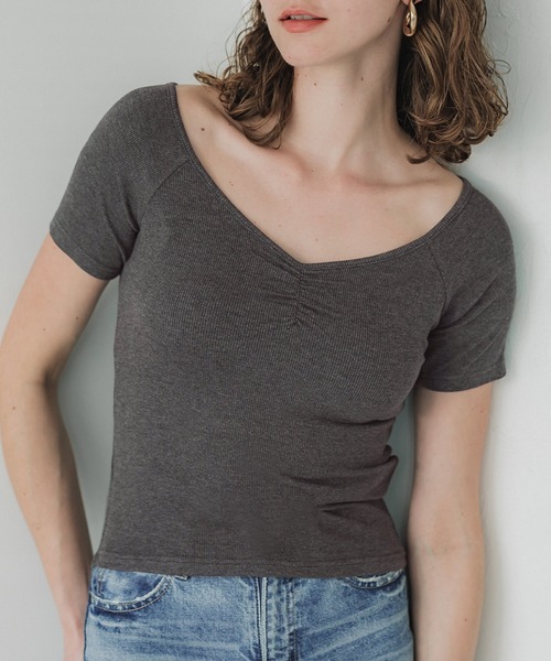 coca(coca)(コカ)の「【WEB限定セール】リブギャザートップス(Tシャツ/カットソー・レディース・チャコール/ブラック・S/L/M)」の2枚目の写真