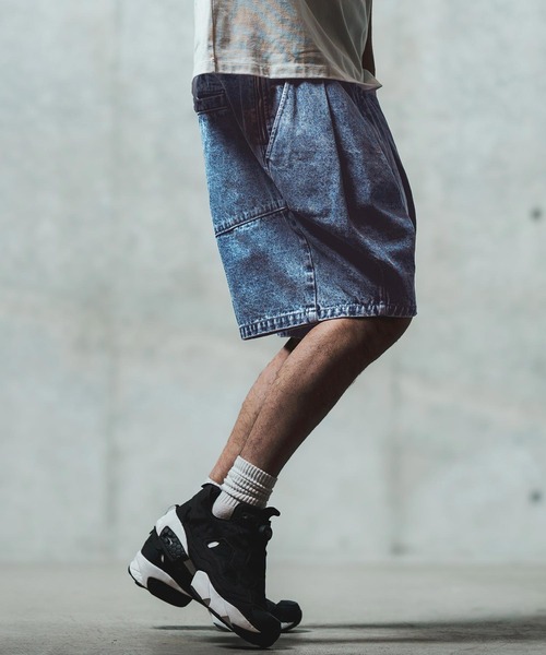 GLIMCLAP(グリムクラップ)の「mp13555- Chemical wash denim shorts デニムショートパンツ(デニムパンツ・メンズ・ブラック/インディゴブルー・S/M/L)」の5枚目の写真