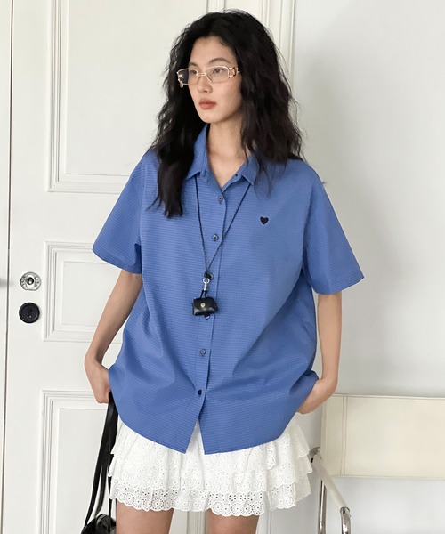 c.u.l(シーユーエル)の「マイクロチェックワンポイントシャツ EM25s053【EIGHTHMONTH】(シャツ/ブラウス・レディース・ブルー系・L/M/S)」の5枚目の写真