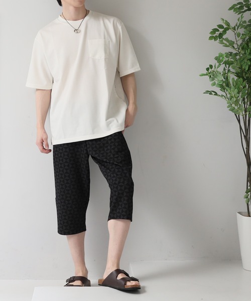 TopIsm(トップイズム)の「ワイドシルエット 吸汗速乾ストレッチ ポケット付き半袖無地Tシャツ(Tシャツ/カットソー・メンズ・ベージュ/ホワイト/カーキ/ブルー/ブラック/チャコール・LL/M/L)」の8枚目の写真
