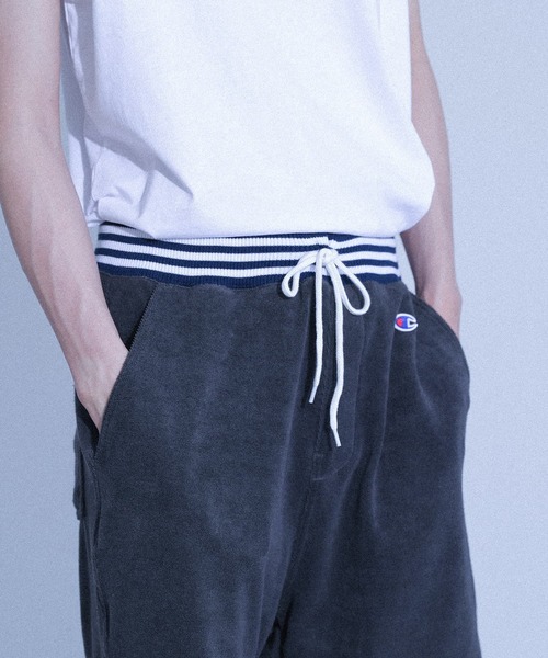 Champion（チャンピオン）の「【Champion】冷感パイルショートパンツ【セットアップ対応】（その他パンツ・メンズ・ブラウン/チャコール・M/L/XL）」の16枚目の写真