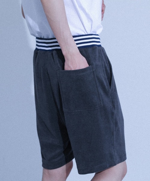 Champion（チャンピオン）の「【Champion】冷感パイルショートパンツ【セットアップ対応】（その他パンツ・メンズ・ブラウン/チャコール・M/L/XL）」の17枚目の写真