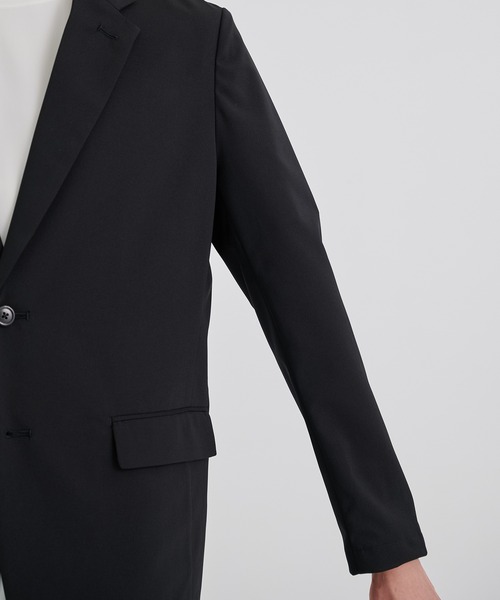 UNITED TOKYO（ユナイテッドトウキョウ）の「完売間近！【EC限定/SETUP販売 】　クイックドライ セットアップ ジャケット&パンツ　ノンアイロン｜ストレッチ｜吸水速乾｜洗濯機洗い可｜軽量｜（セットアップ・メンズ・ダークグレー/ネイビー/グレイッシュベージュ/ブラック・1/2/3）」の13枚目の写真