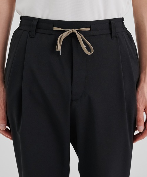 UNITED TOKYO（ユナイテッドトウキョウ）の「完売間近！【EC限定/SETUP販売 】　クイックドライ セットアップ ジャケット&パンツ　ノンアイロン｜ストレッチ｜吸水速乾｜洗濯機洗い可｜軽量｜（セットアップ・メンズ・ダークグレー/ネイビー/グレイッシュベージュ/ブラック・1/2/3）」の11枚目の写真