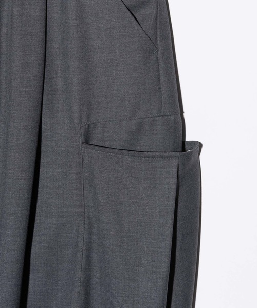 glamb(グラム)の「Additional Pocket Pants / アディショナルポケットパンツ(その他パンツ・メンズ・グレー/ブラック・S/M/L)」の15枚目の写真