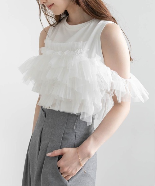 RANDA(ランダ)の「フリルチュールドッキングカットソー(Tシャツ/カットソー・レディース・ホワイト/ブラック/ブルー/ブラウン・FREE)」の12枚目の写真