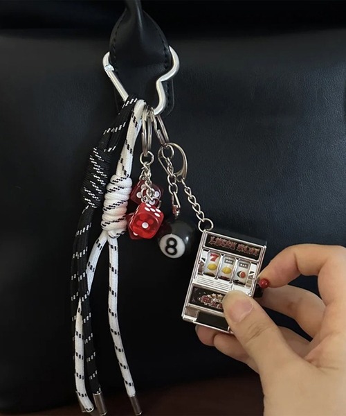 スロットモチーフ ハート カラビナ マルチチャーム コード付き