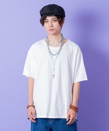 a.p.o.v. カットオフUネックルーズTシャツ