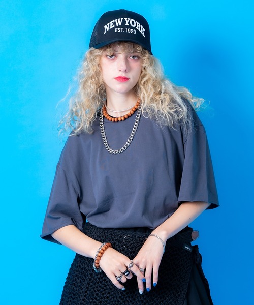 a.p.o.v.（エーピーオービー）の「a.p.o.v. カットオフUネックルーズTシャツ（Tシャツ/カットソー・メンズ・グレー/ブラック/チャコール/ホワイト・ONESIZE）」の4枚目の写真
