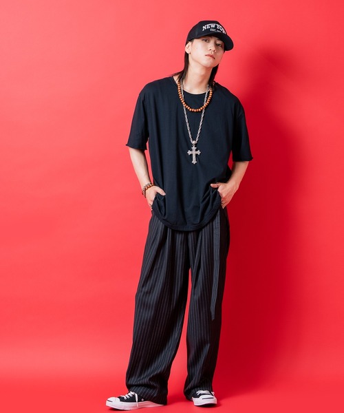a.p.o.v.（エーピーオービー）の「a.p.o.v. カットオフUネックルーズTシャツ（Tシャツ/カットソー・メンズ・グレー/ブラック/チャコール/ホワイト・ONESIZE）」の8枚目の写真