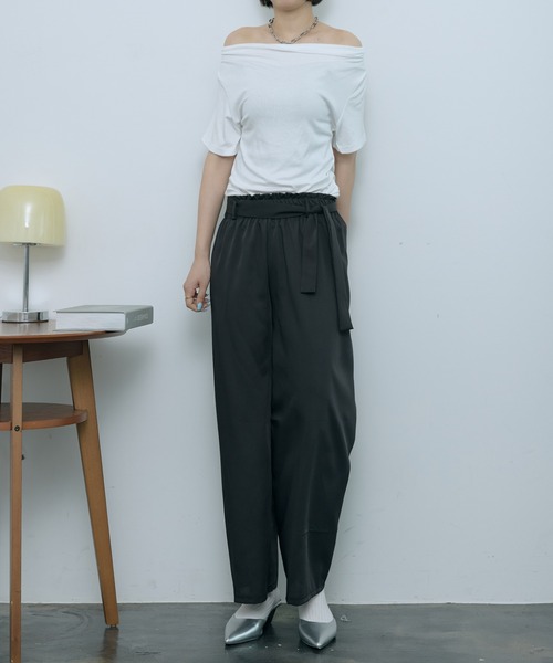 SEN TOKYO(セントーキョー)の「オフショル2wayドレープが魅力。バックレースカットソー(Tシャツ/カットソー・レディース・グレー/ブラック/ホワイト・FREE)」の9枚目の写真