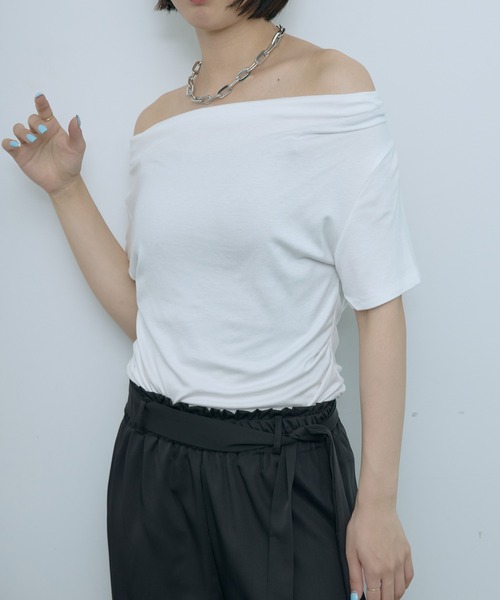 SEN TOKYO(セントーキョー)の「オフショル2wayドレープが魅力。バックレースカットソー(Tシャツ/カットソー・レディース・グレー/ブラック/ホワイト・FREE)」の10枚目の写真