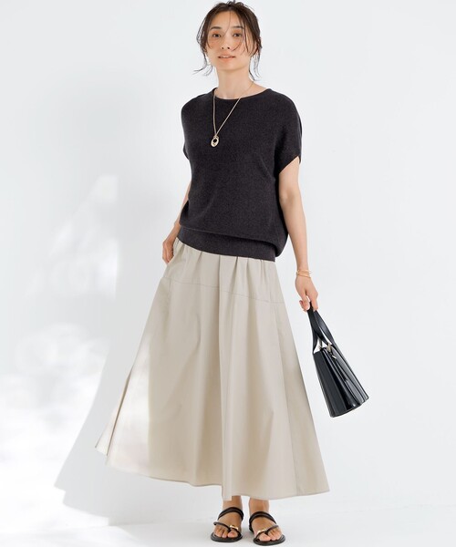 23区 L(ニジュウサンクオオキイサイズ)の「【接触冷感/撥水加工】ストレッチブロード ギャザースカート(スカート・レディース・モスグリーン系/ベージュ系/ブラック系・50/46/44/48)」の11枚目の写真