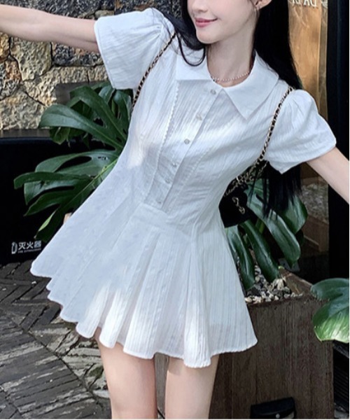 WEGO（ウィゴー）の「WEGO/インナーパンツ付きガーリーパフフリルミニ丈ワンピース（ワンピース・レディース・ホワイト/ブラック・MEDIUM/LARGE）」の3枚目の写真