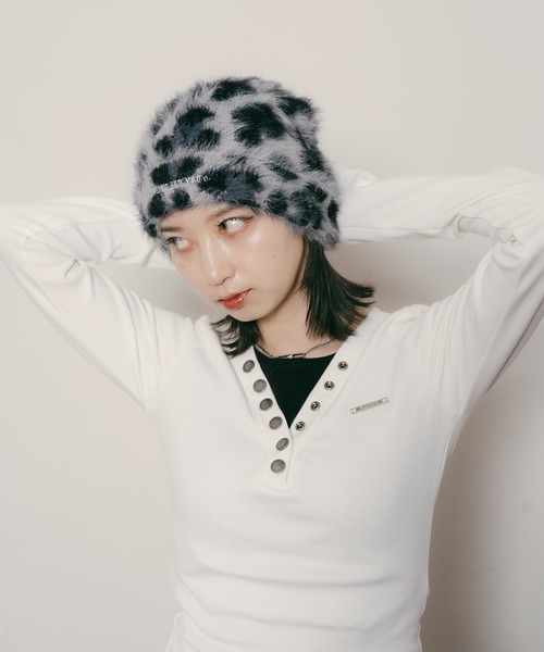 Subciety(サブサエティ)の「Button V-NECK tee【WOMEN】(Tシャツ/カットソー・レディース・ホワイト/ブラック・FREE)」の1枚目の写真