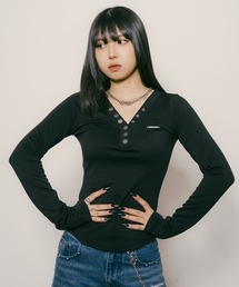 Button V-NECK tee【WOMEN】