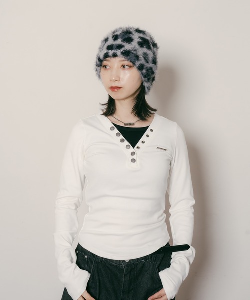 Subciety(サブサエティ)の「Button V-NECK tee【WOMEN】(Tシャツ/カットソー・レディース・ホワイト/ブラック・FREE)」の9枚目の写真