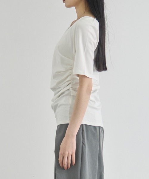 CITY TOKYO（シティトウキョウ）の「【CITY TOKYO/シティートウキョウ】Asymmetry Tack Drape Tee/アシンメトリータックドレープTシャツ（Tシャツ/カットソー・レディース・ブラック/ホワイト・FREE）」の10枚目の写真